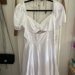 Size large White Summer/mini dress